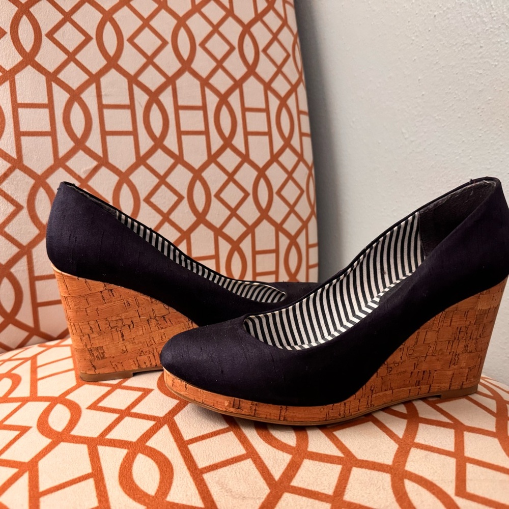 Covington Navy Wedge Cork Heels with Classic Design